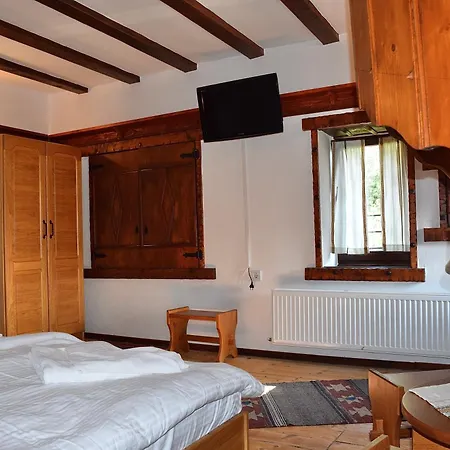 Ваканционна къща родопчани *